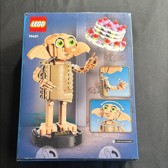LEGO Harry Potter Dobby Figure Set - Tan and Gray - Picture 2 of 3